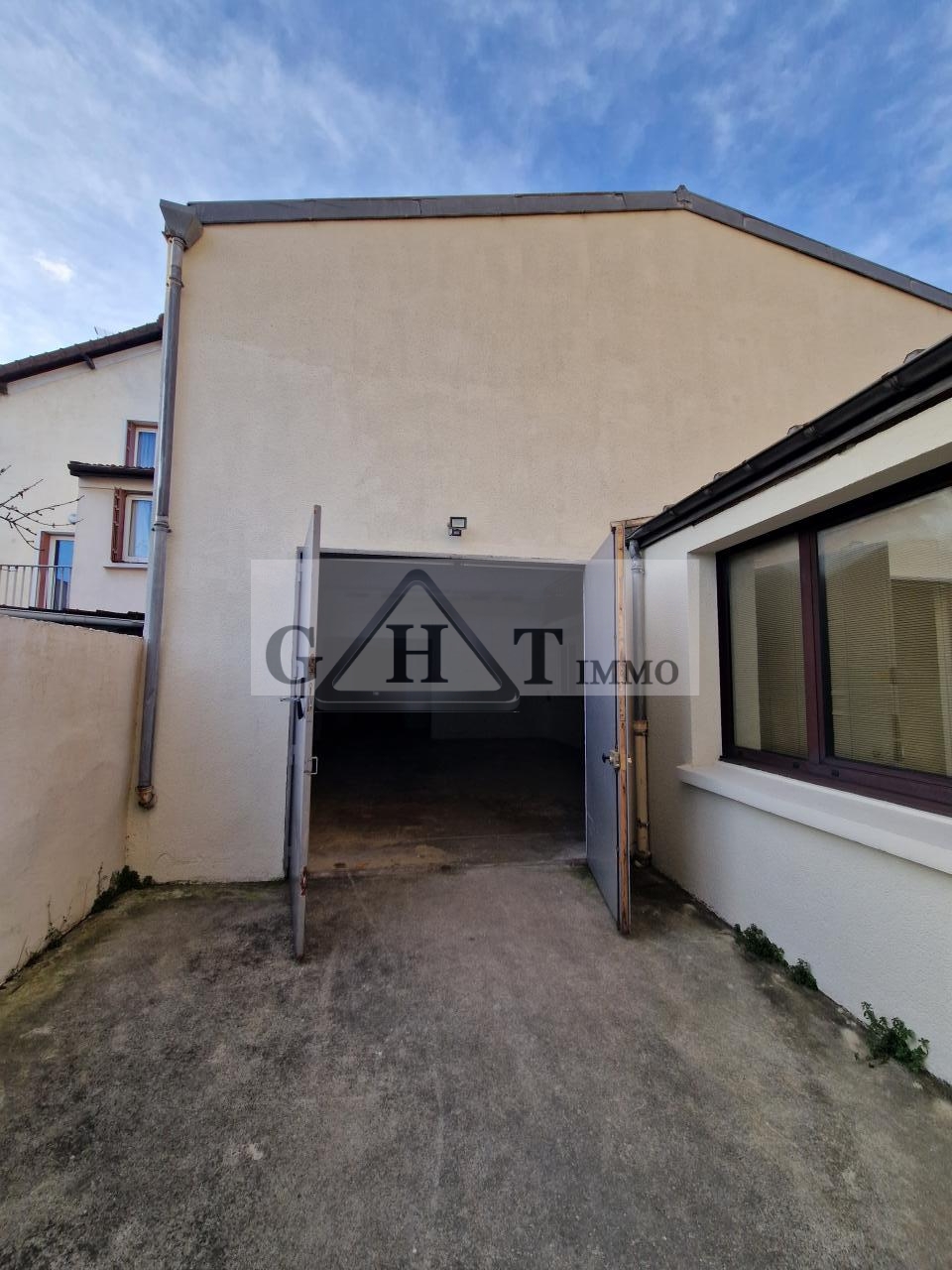 Entrepôt Bureaux
