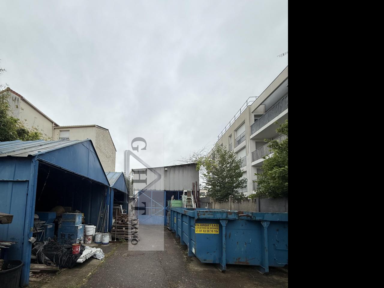 Entrepôt Bureaux