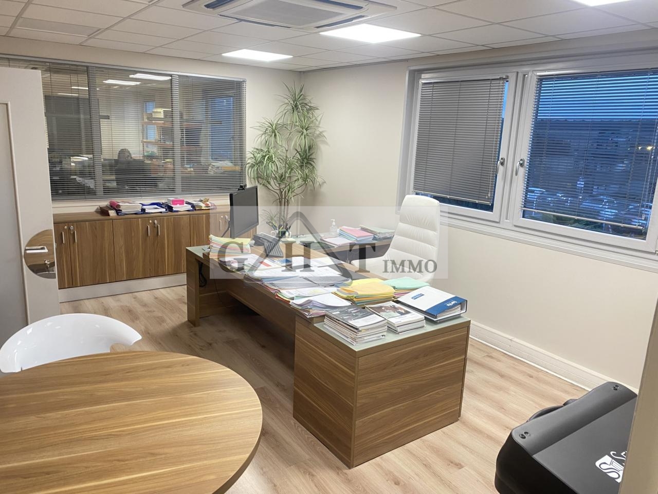 Entrepôt Bureaux