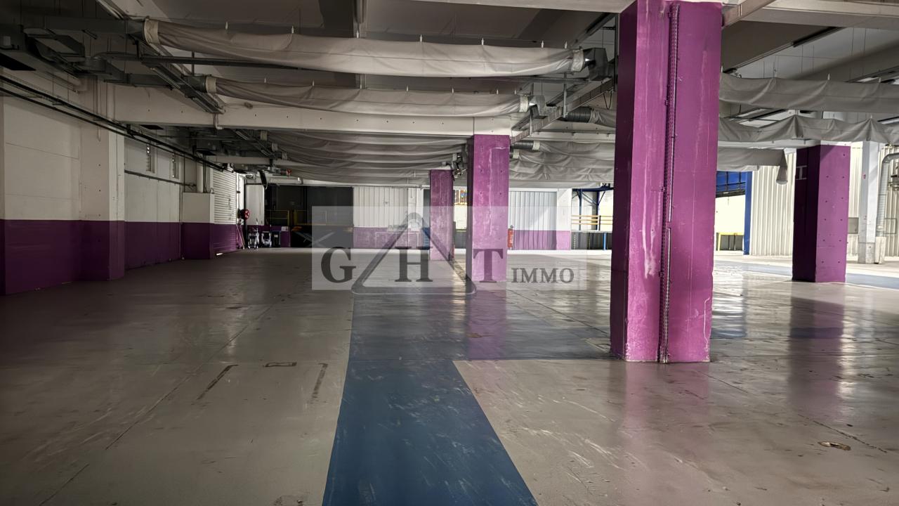 Entrepôt Bureaux
