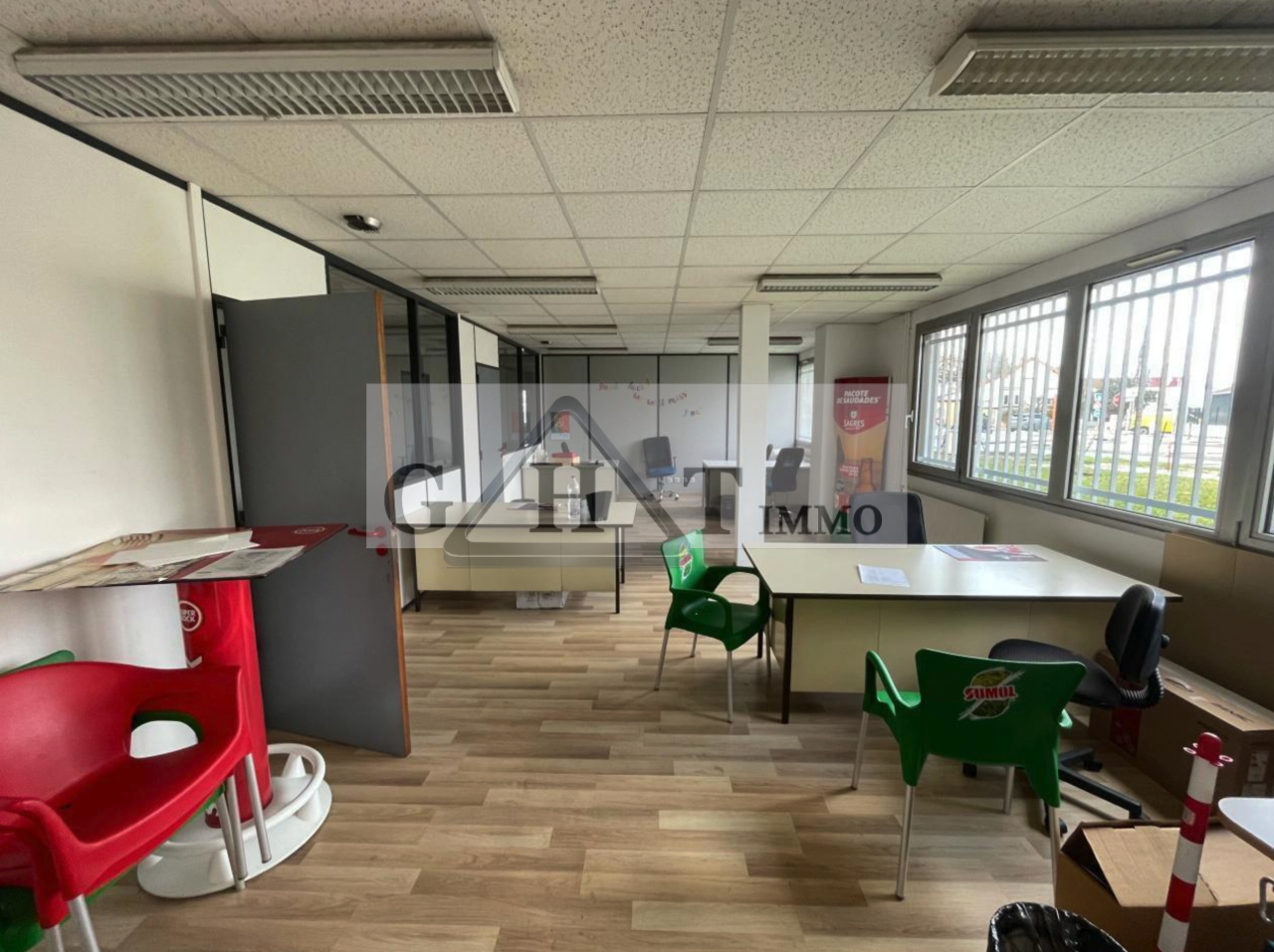 Entrepôt Bureaux