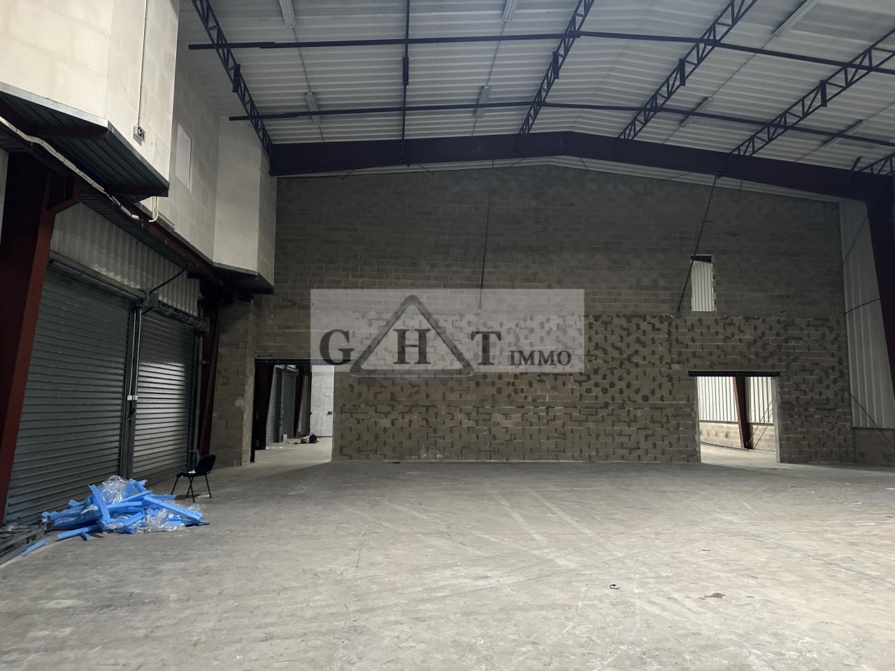 Entrepôt Bureaux