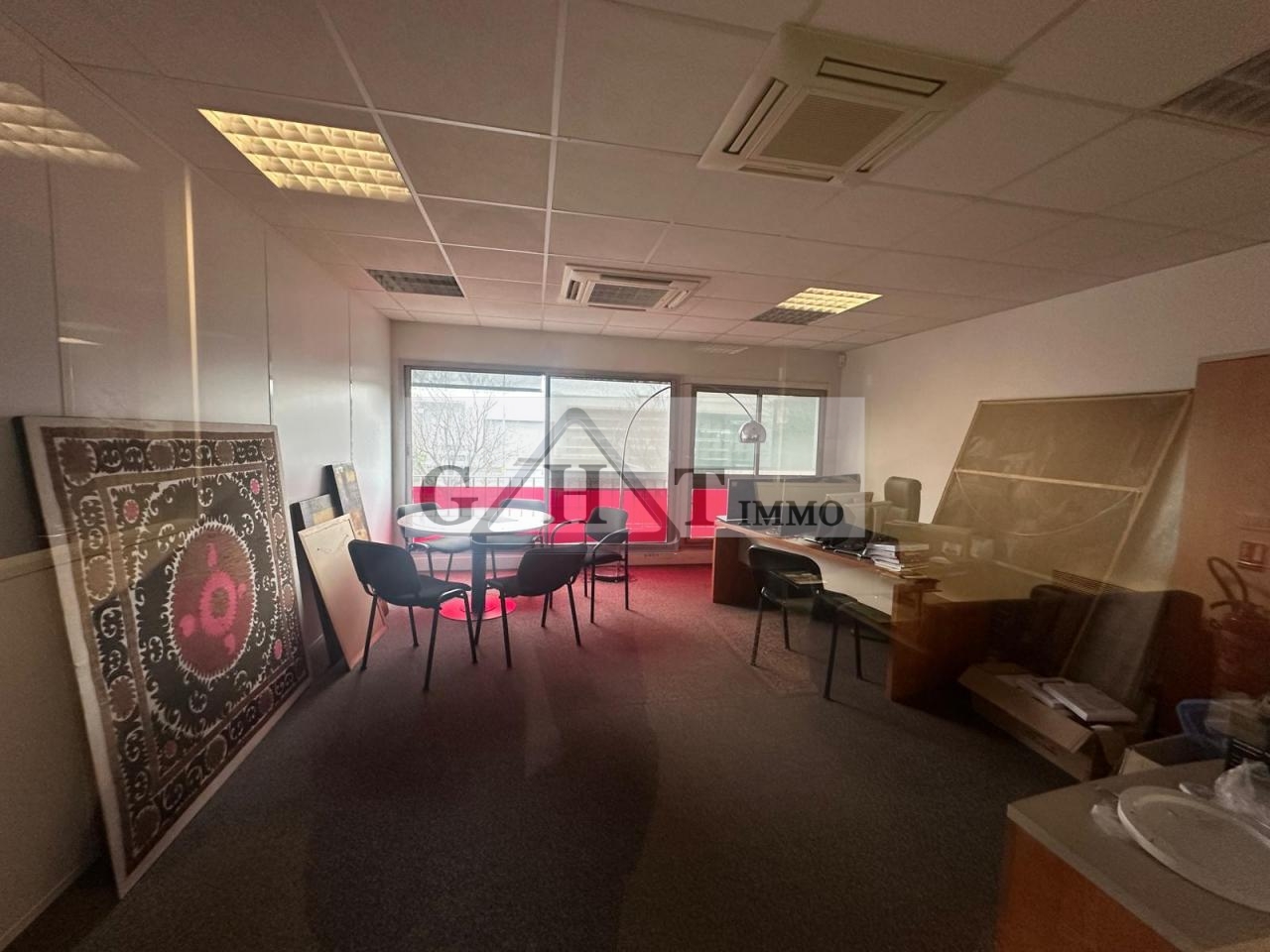 Entrepôt Bureaux