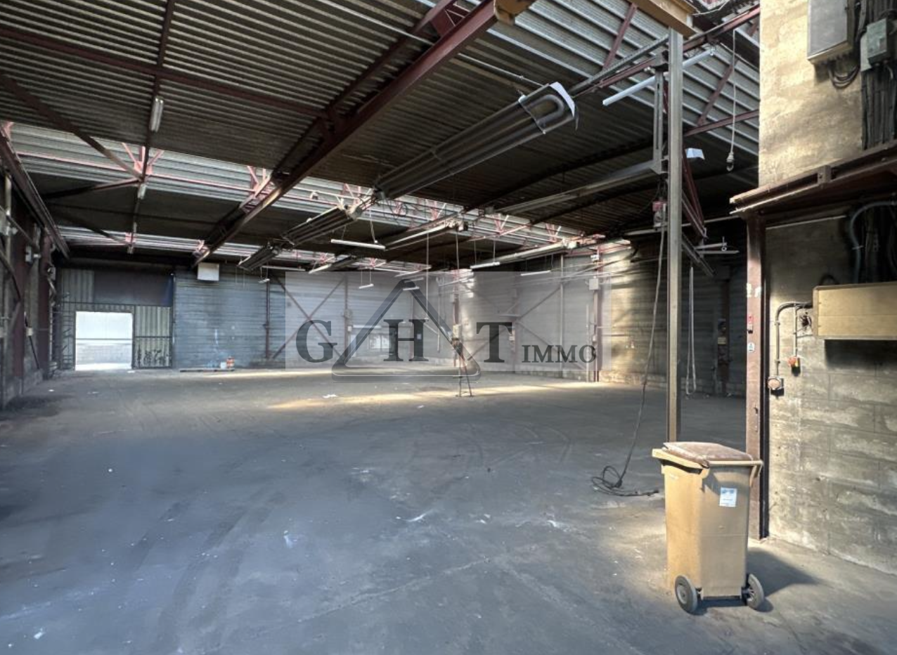 Entrepôt Bureaux