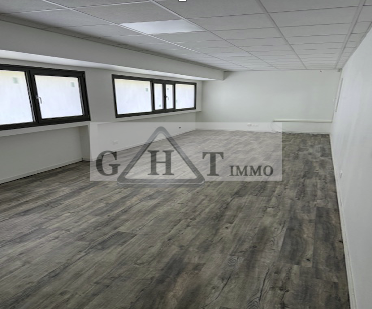 Entrepôt Bureaux