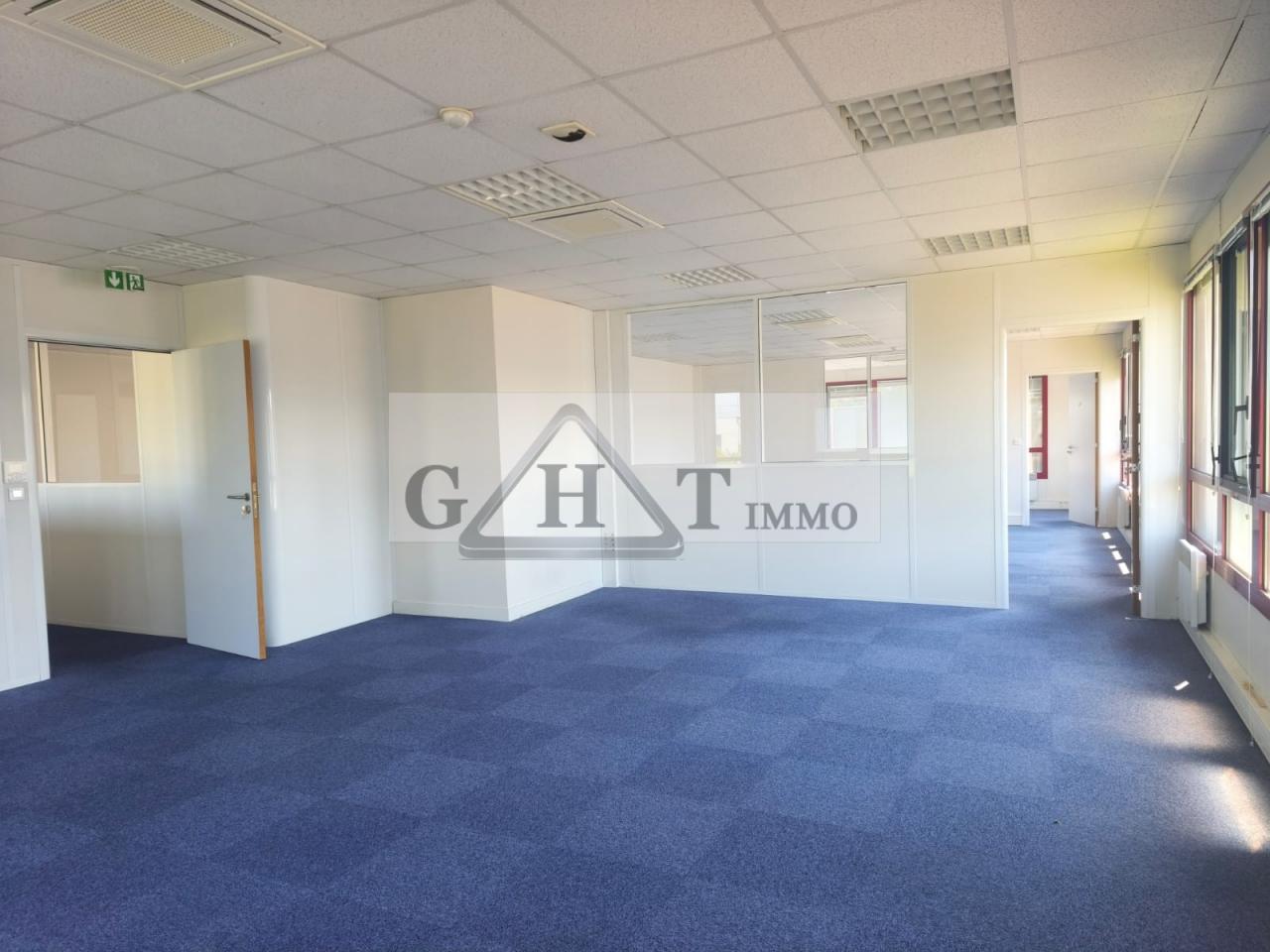 Entrepôt Bureaux