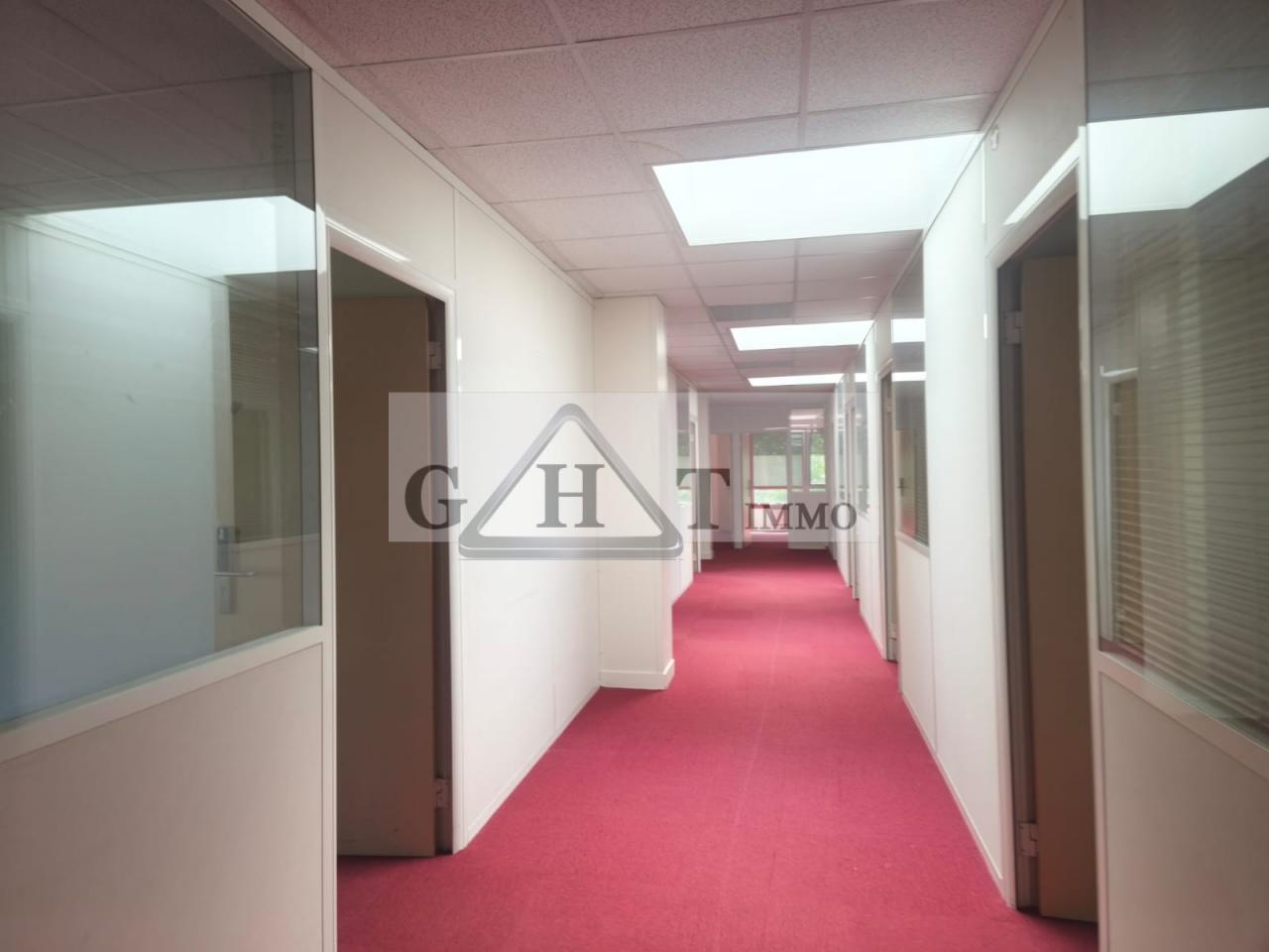 Entrepôt Bureaux