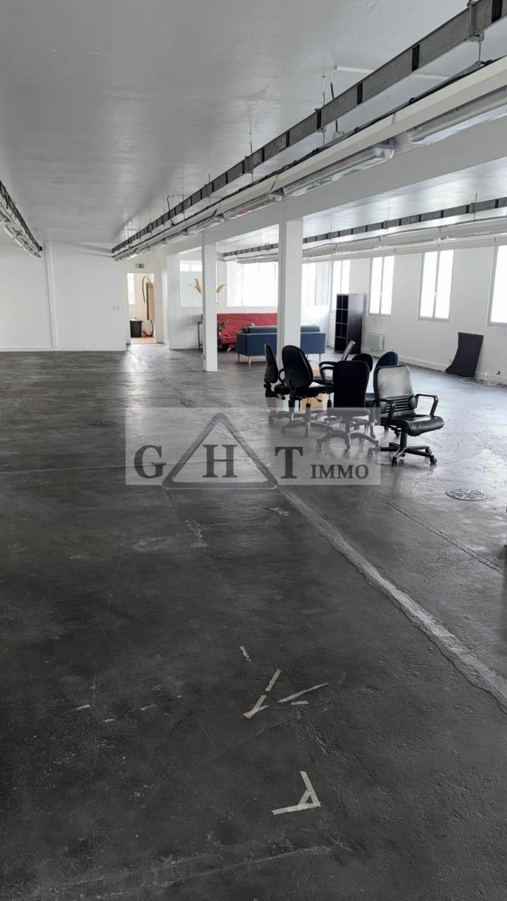 Entrepôt Bureaux