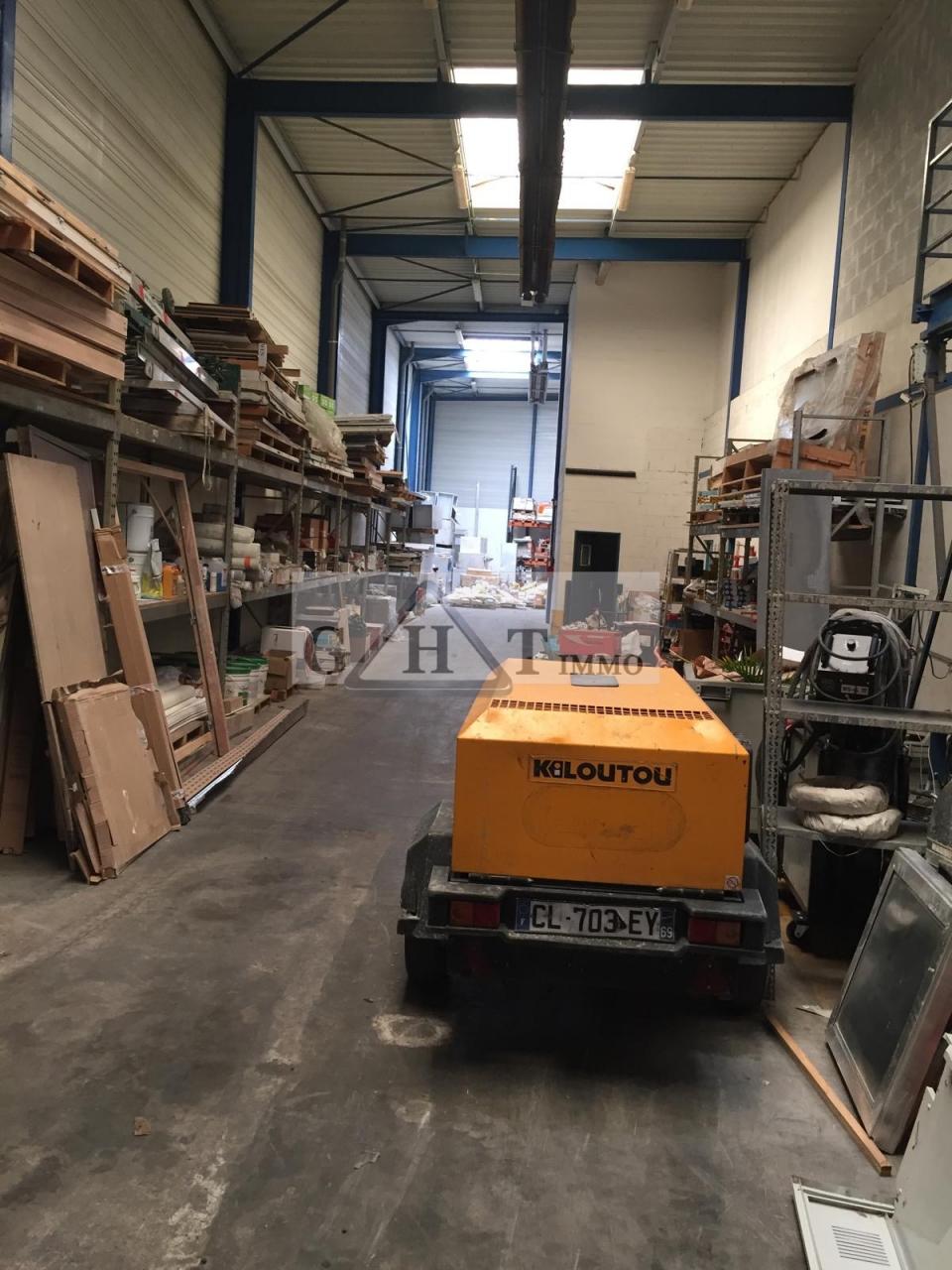 Entrepôt Bureaux