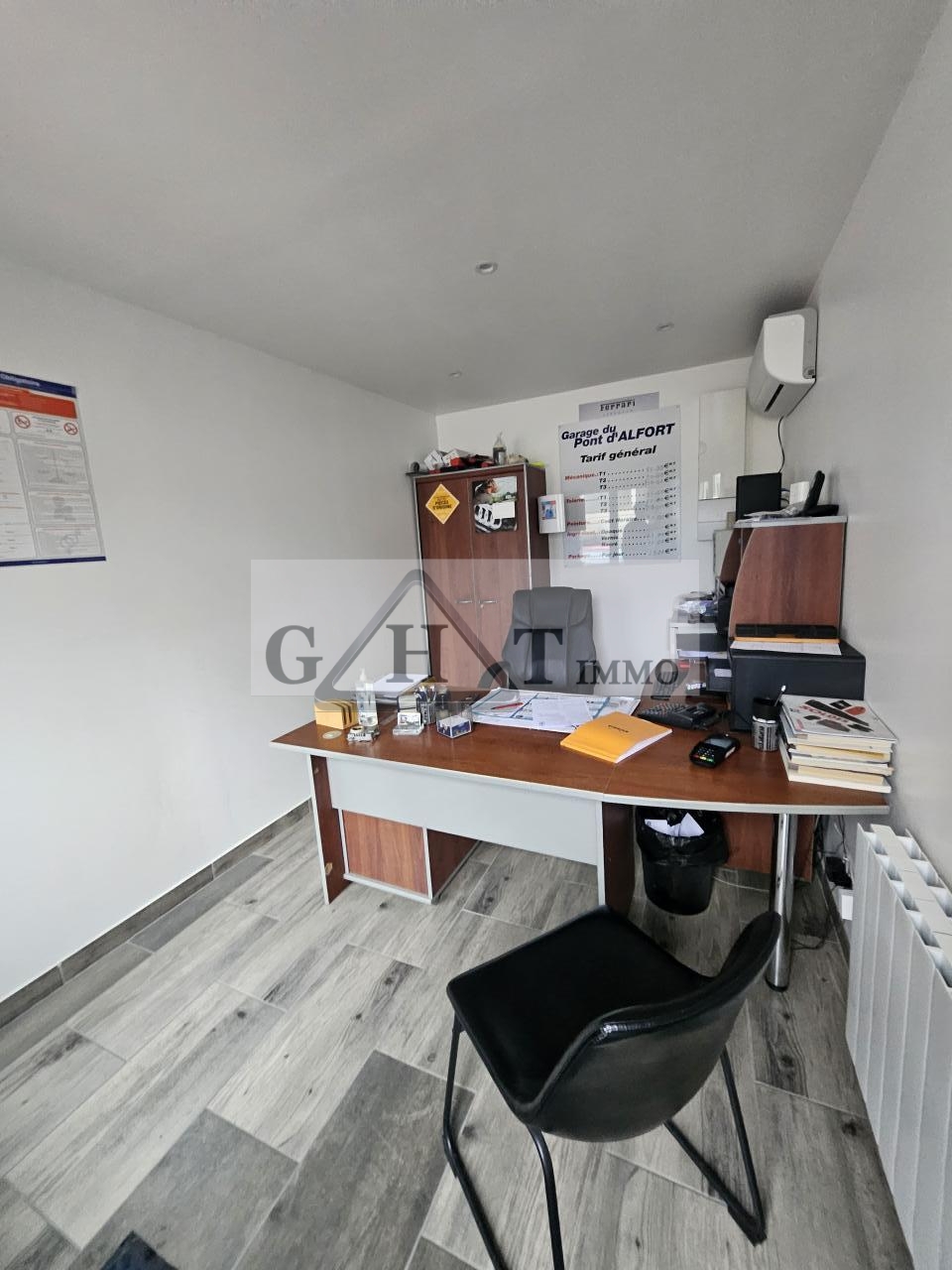 Entrepôt Bureaux