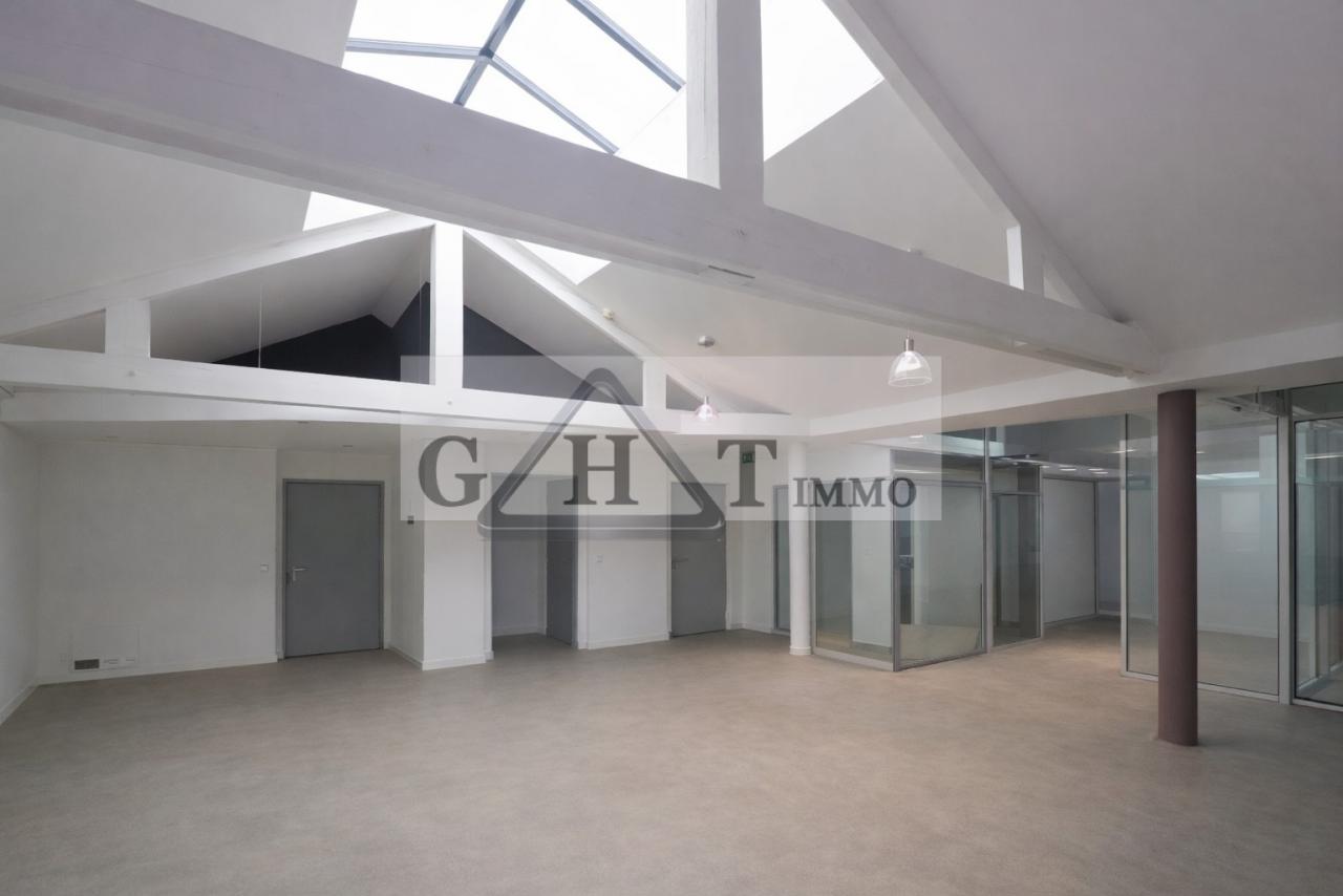 Entrepôt Bureaux