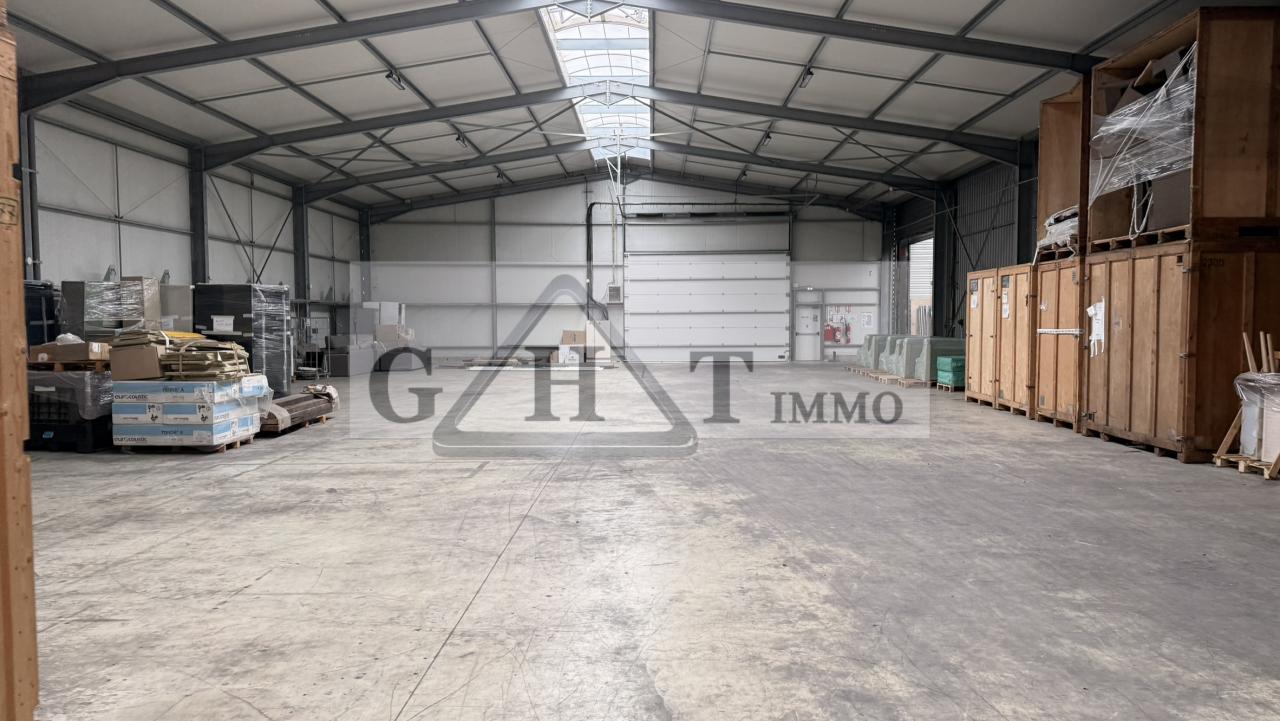Entrepôt Bureaux