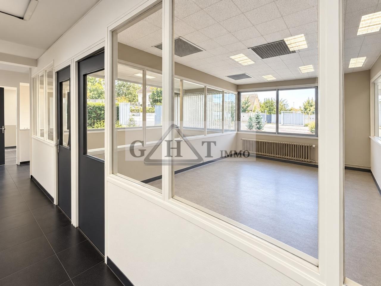 Entrepôt Bureaux