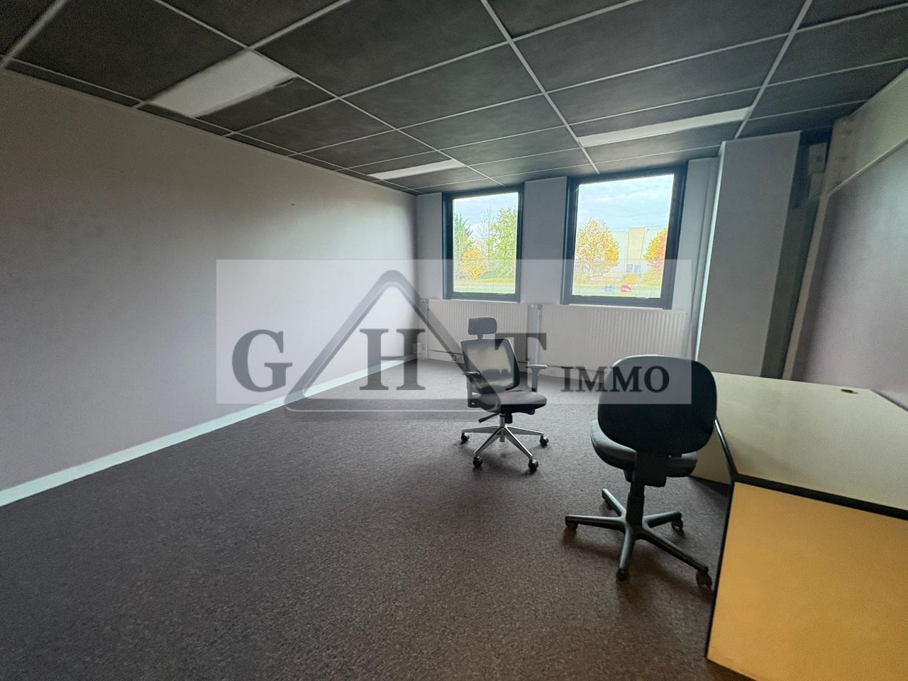Entrepôt Bureaux