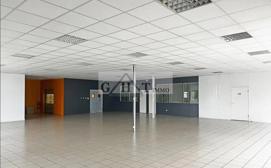 Entrepôt Bureaux