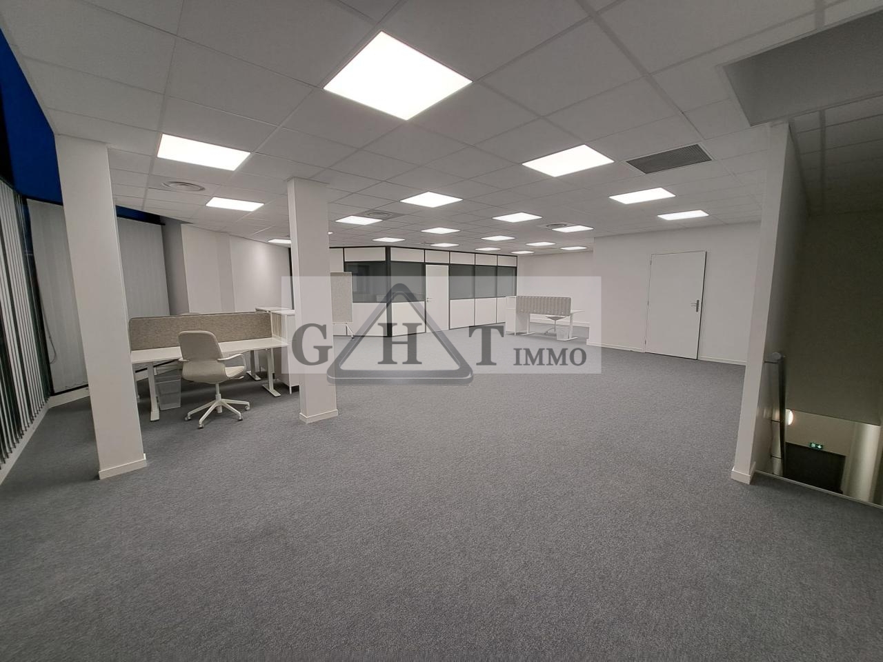 Entrepôt Bureaux