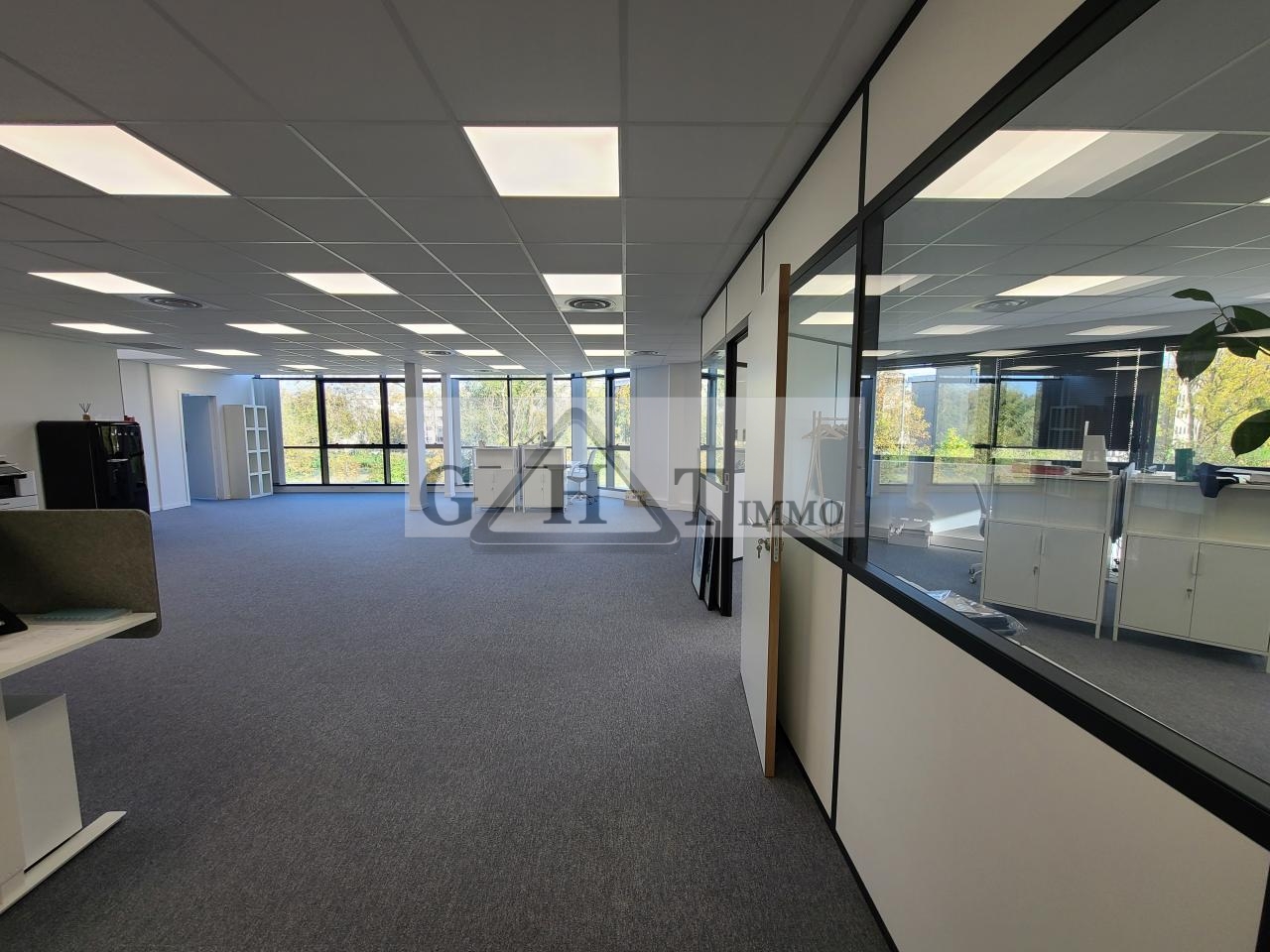 Entrepôt Bureaux
