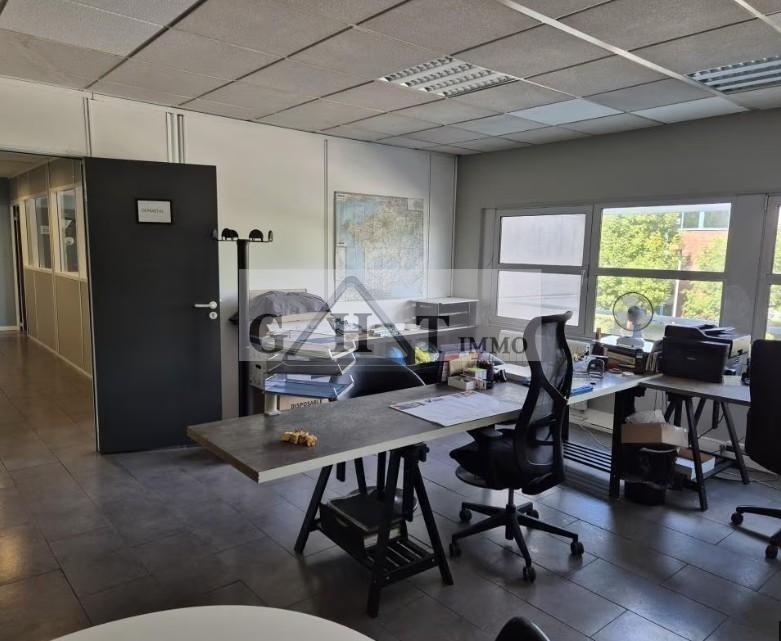 Entrepôt Bureaux