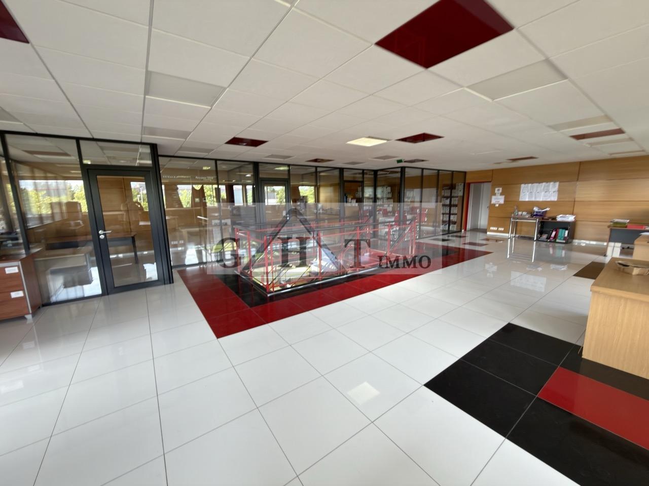 Entrepôt Bureaux