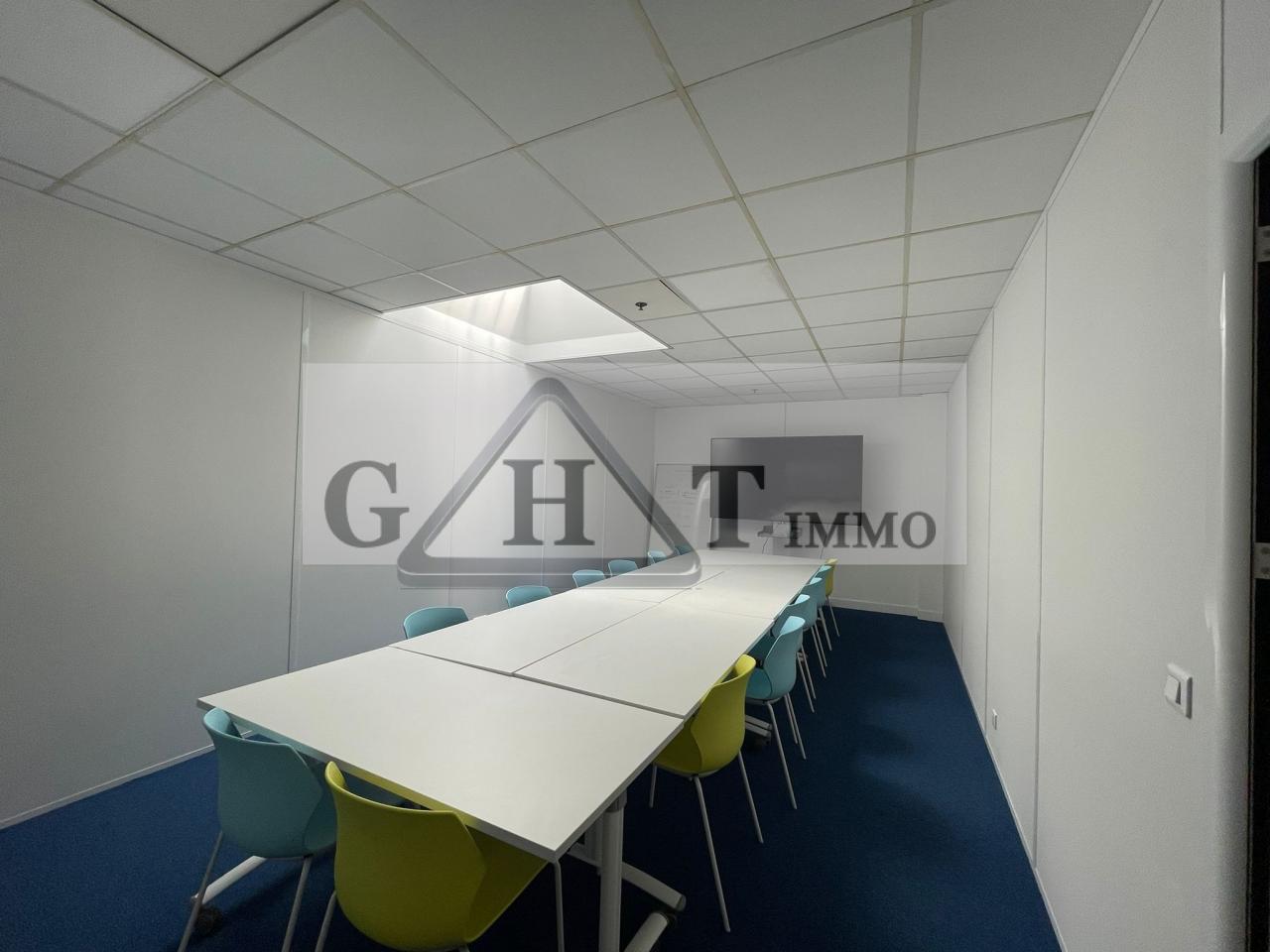 Entrepôt Bureaux