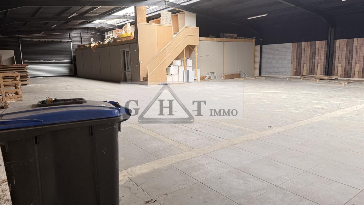 Entrepôt Bureaux