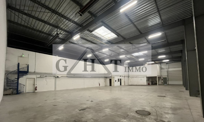 Entrepôt Bureaux