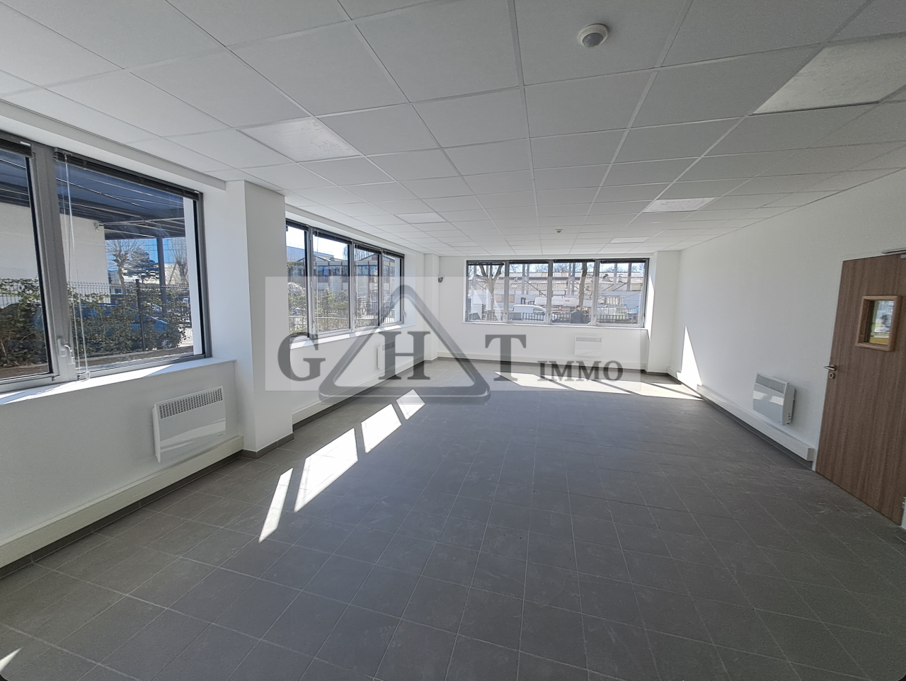 Entrepôt Bureaux