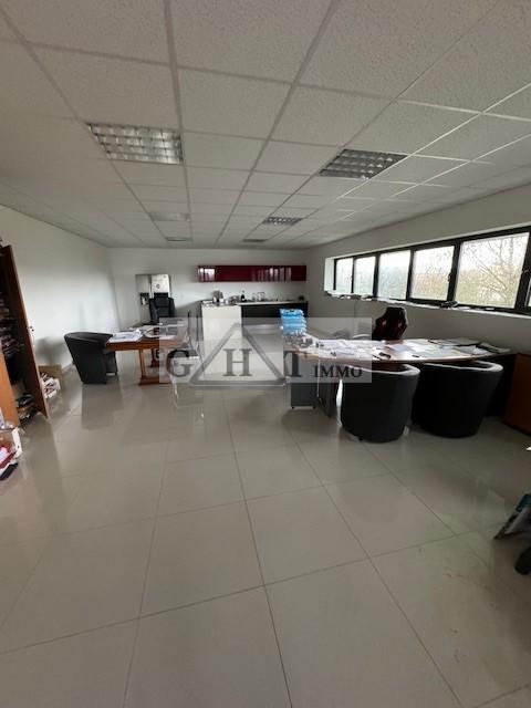 Entrepôt Bureaux