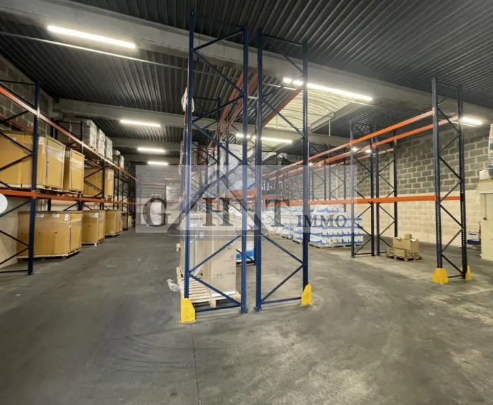Entrepôt Bureaux
