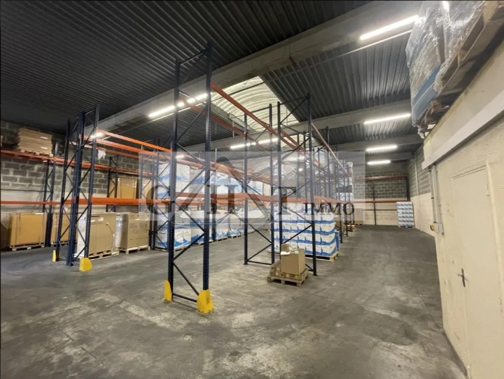Entrepôt Bureaux