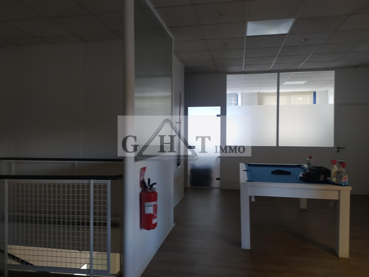 Entrepôt Bureaux
