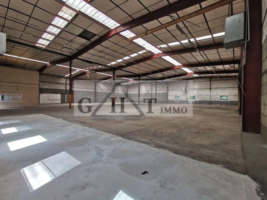 Entrepôt Bureaux