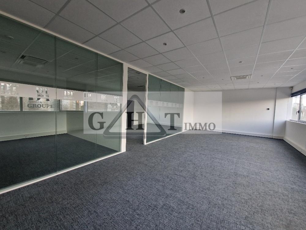 Entrepôt Bureaux