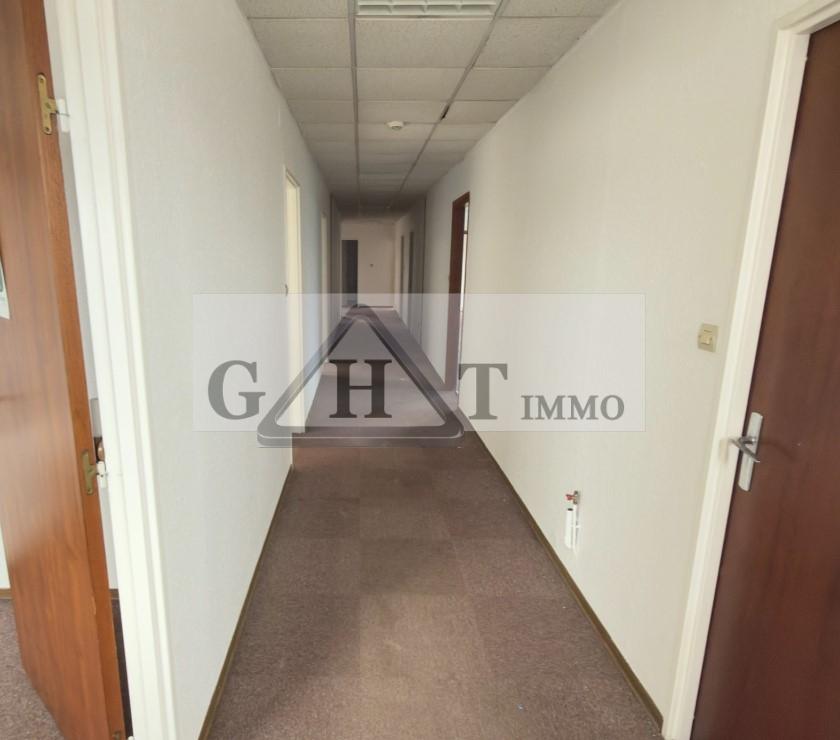 Entrepôt Bureaux