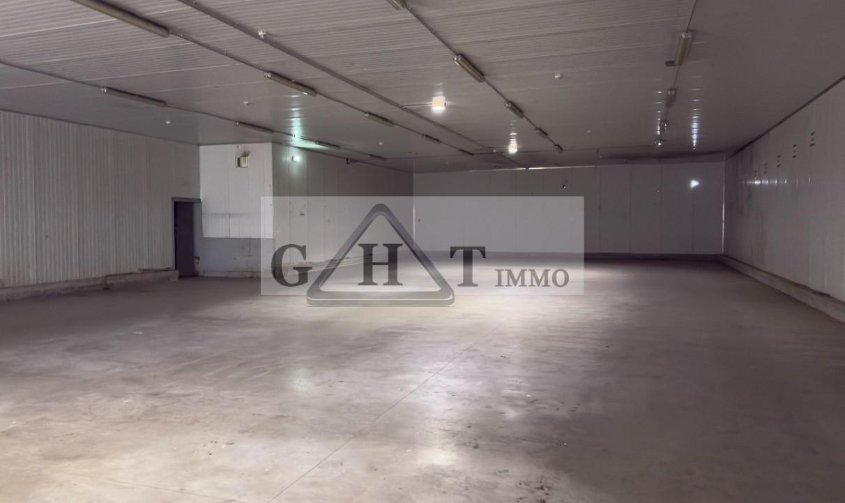 Entrepôt Bureaux