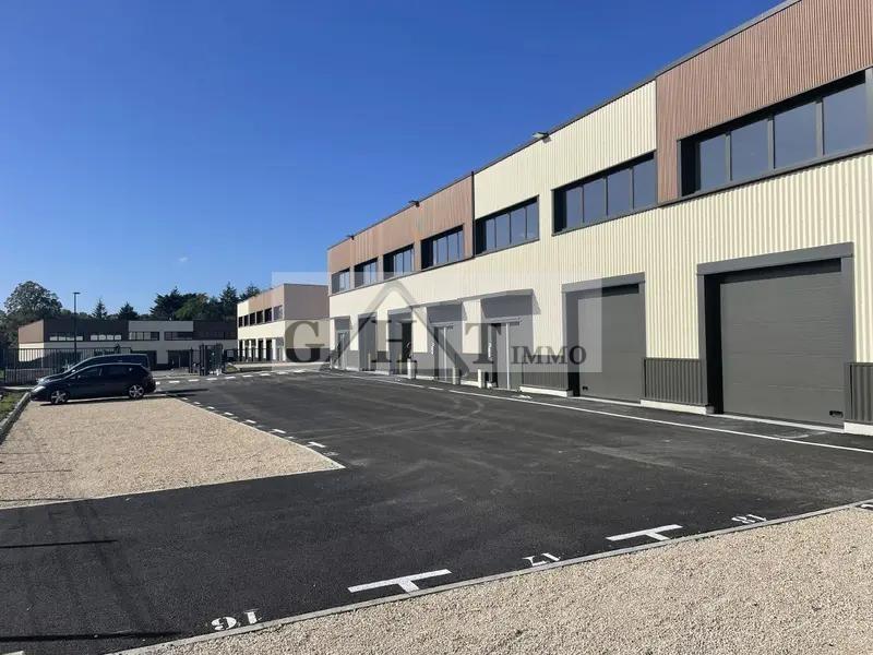 Entrepôt Bureaux