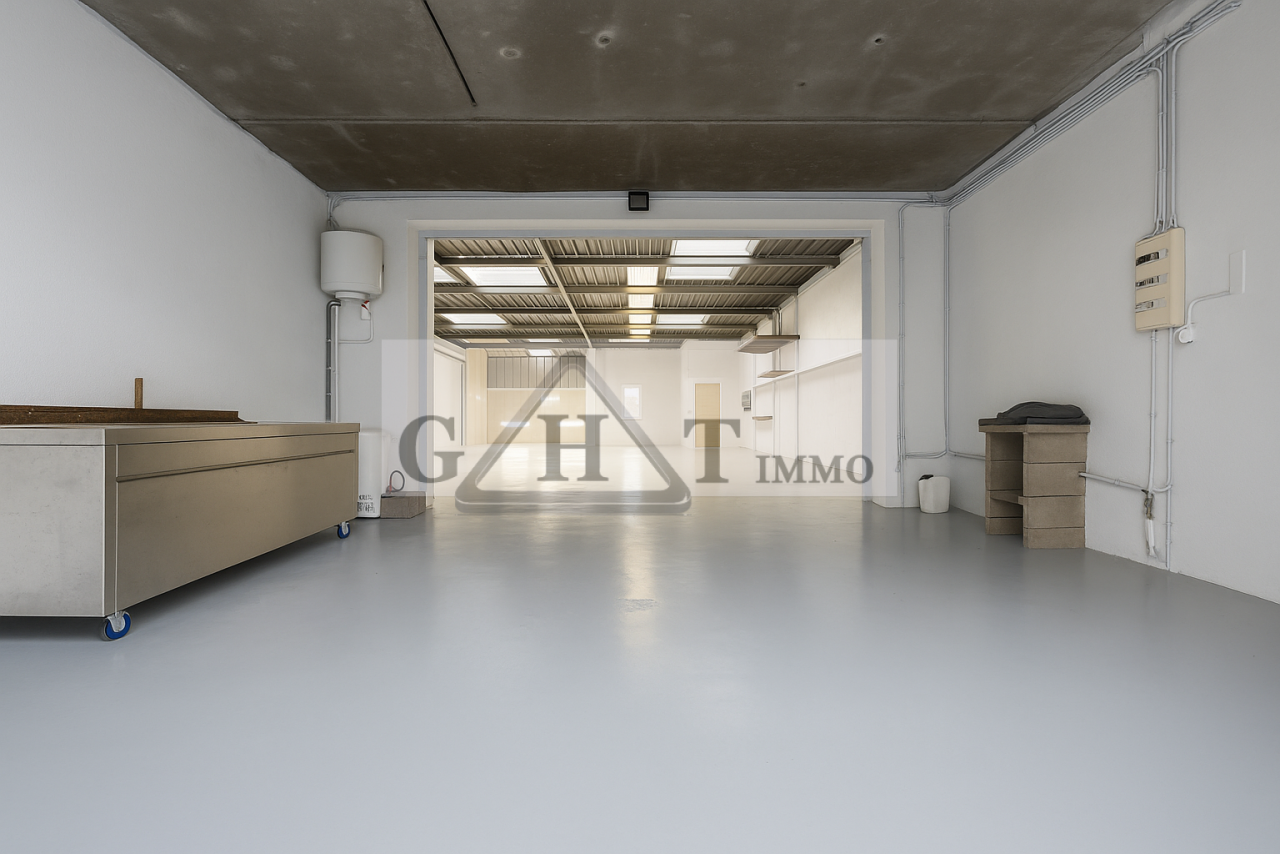 Entrepôt Bureaux