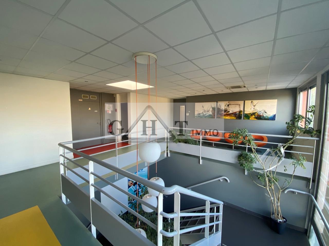 Entrepôt Bureaux