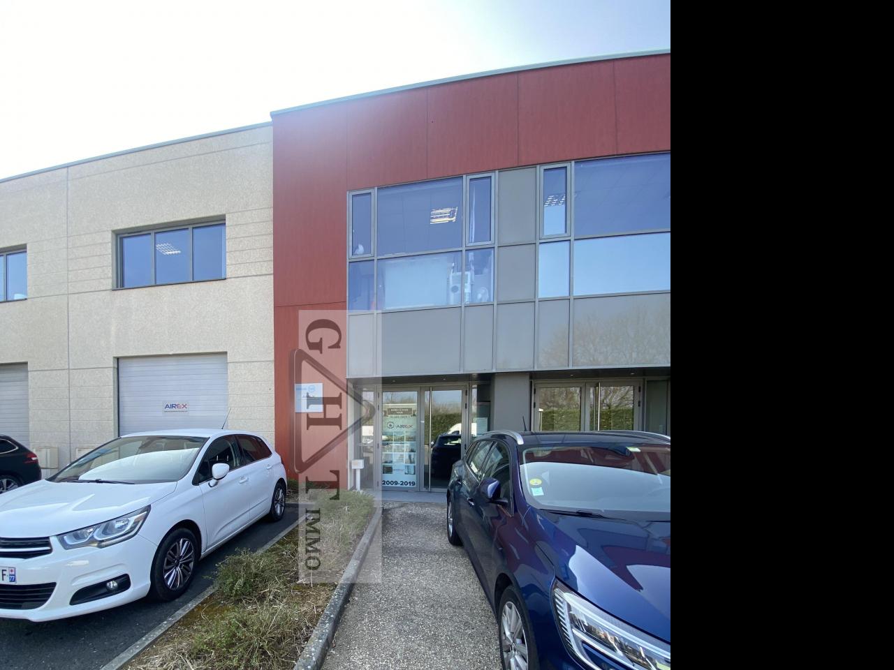 Entrepôt Bureaux