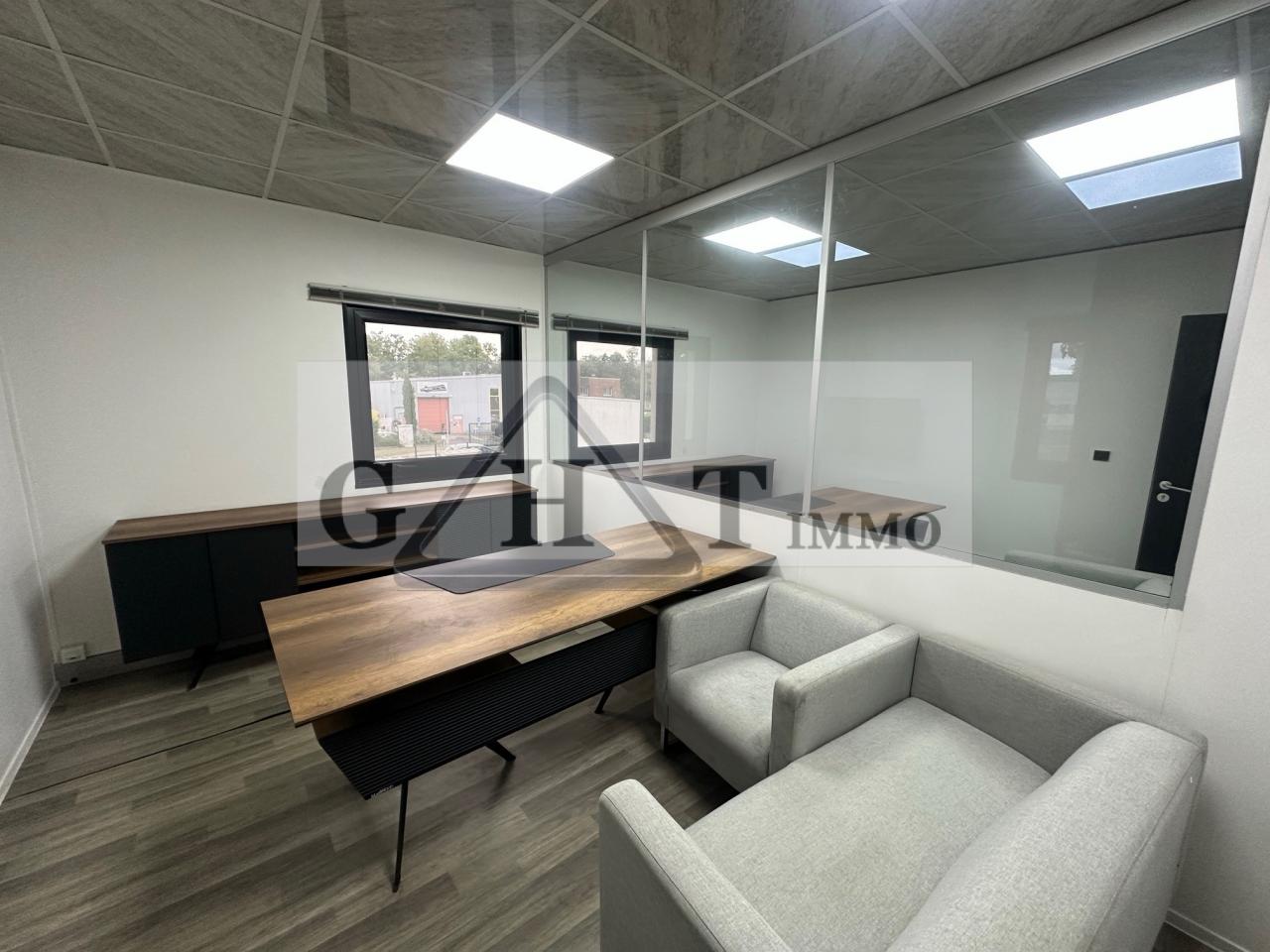 Entrepôt Bureaux