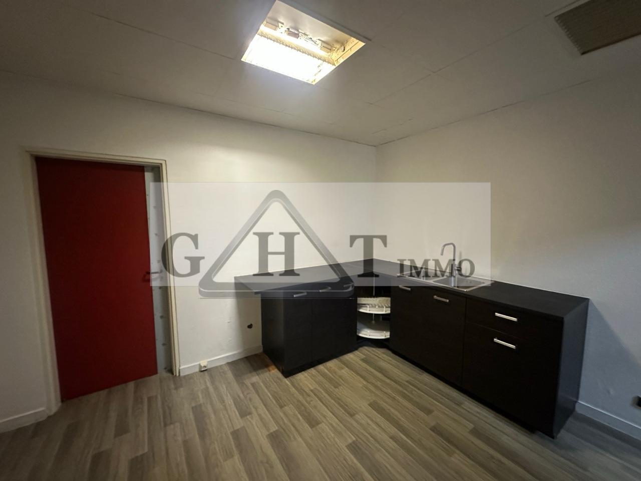 Entrepôt Bureaux